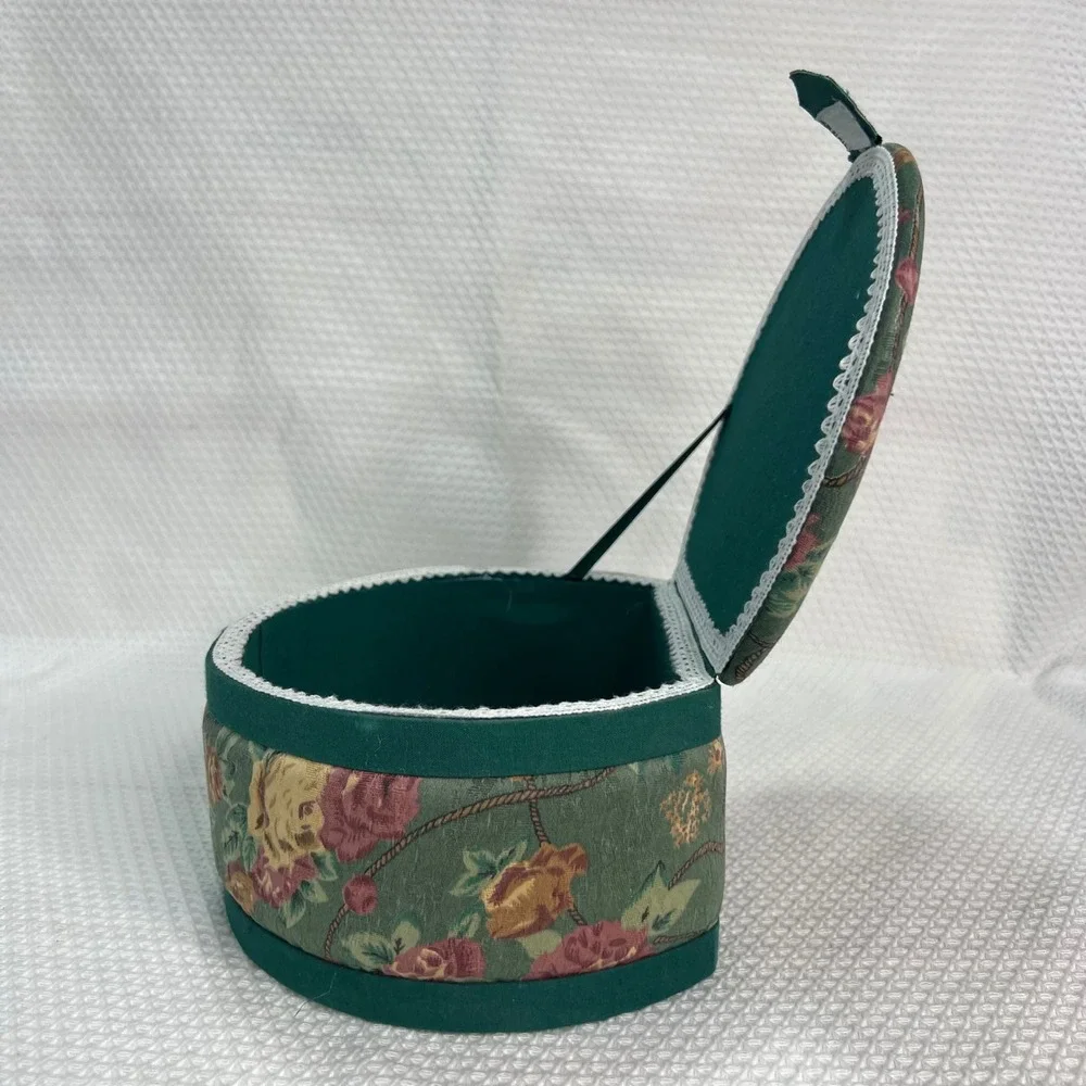 VTG Sewing/Jewelry Box Flip Up Lid Green Floral Print Lace Trim Keepsake Box
